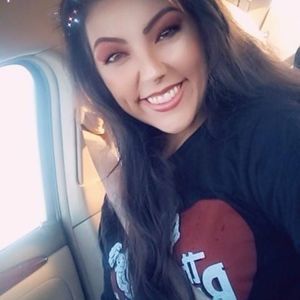 Meet your Posher, Kelly